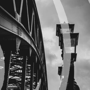 A lamp on the Bridge.
